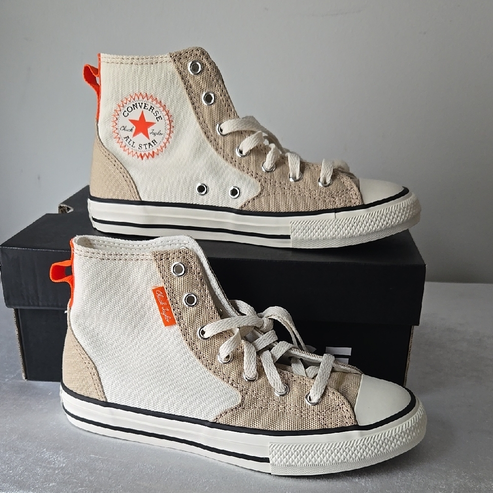 Kids Converse Chuck Taylor All-Star Overlay Sneakers  Style A06663F Size US 2.5